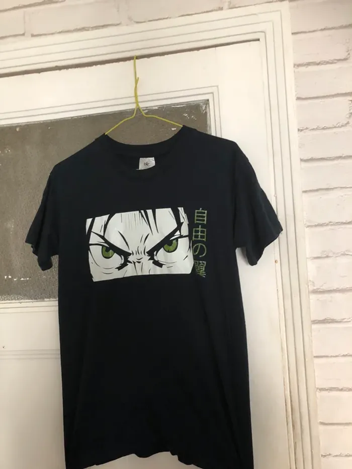 T shirt enfant/ado « L’attaque des titans » taille 12-14 ans - photo numéro 15