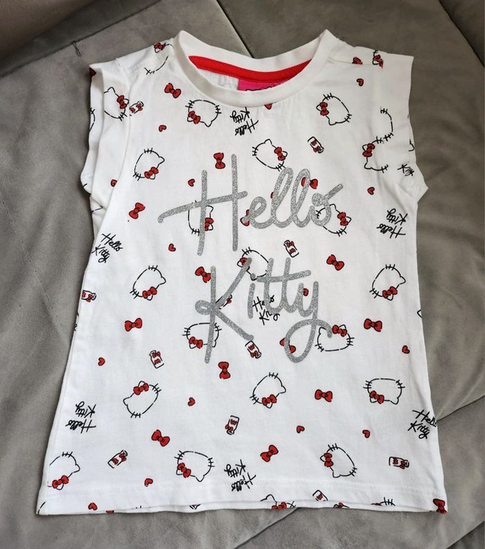 Tee-shirts Hello Kitty