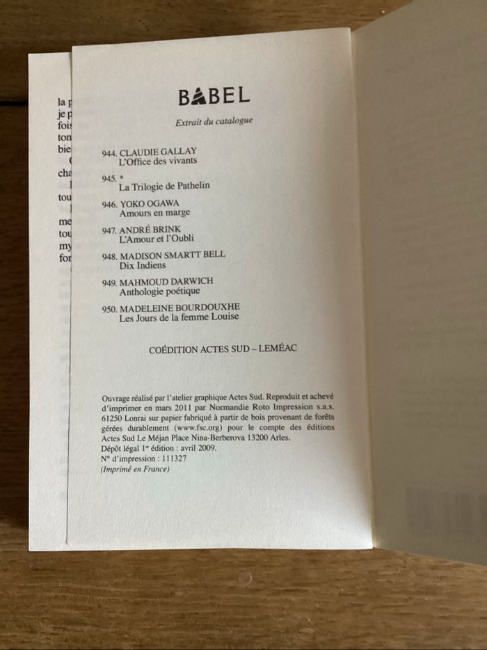 Livre « le mec de la tombe d’à côté » Katarina Mazetti - photo numéro 5