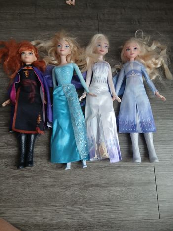 Lot poupée reine des neiges