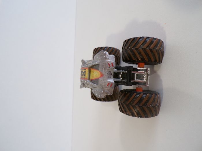 Monster trucks - Monster Jam - Max D (J14) - photo numéro 5
