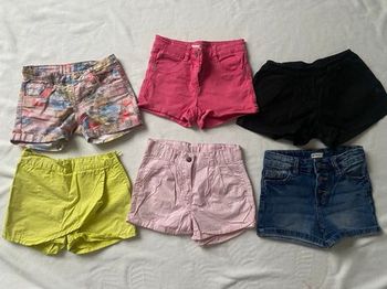 Lot  shorts 