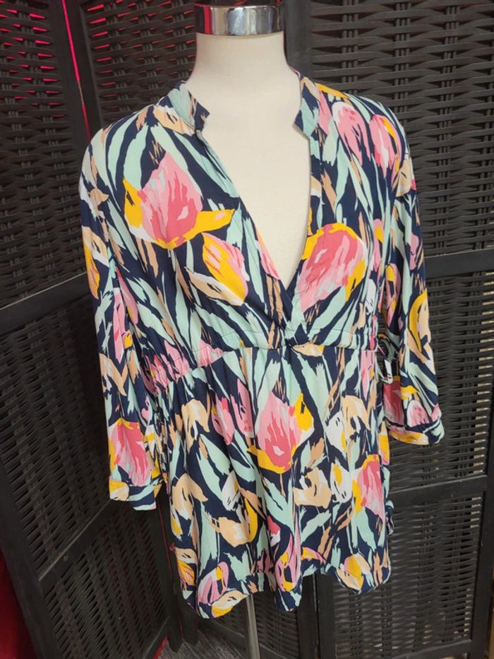 Blouse fleurie XL - photo numéro 2