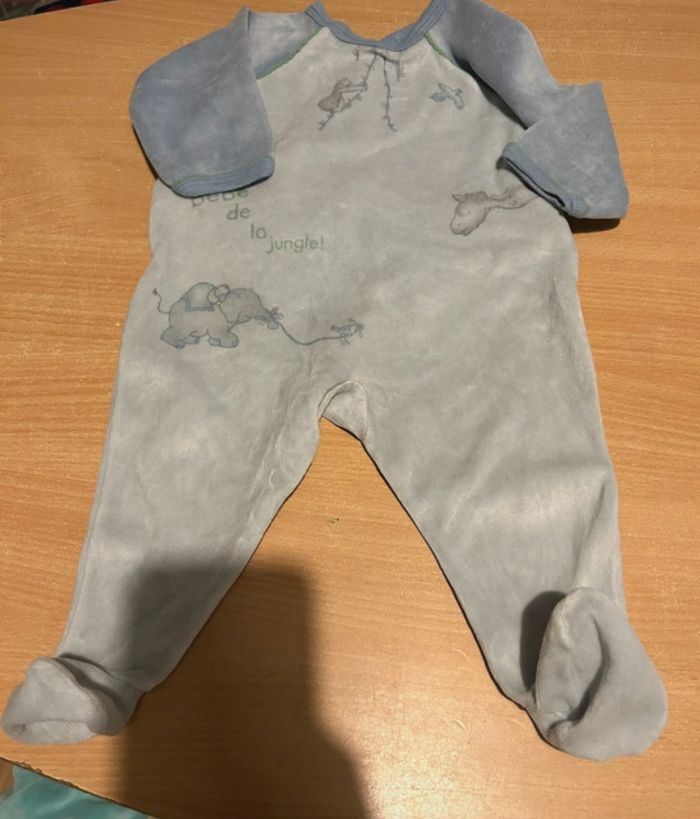 Lot de 11pyjamas velours taille 6 mois - photo numéro 9