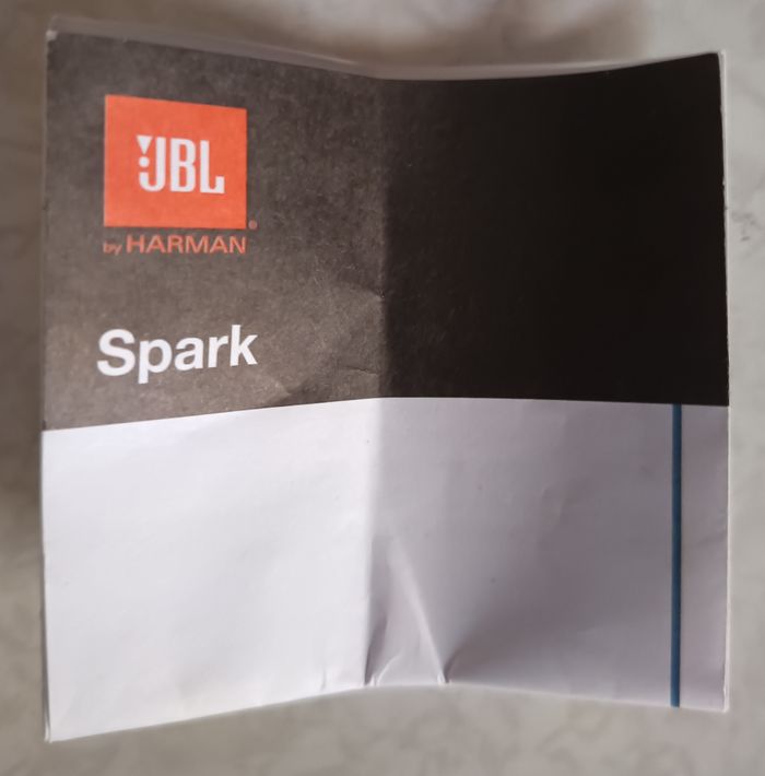 JBL Spark Rouge Enceinte Stéréo Sans Fil Bluetooth + Crochet + adaptateur prise - photo numéro 8