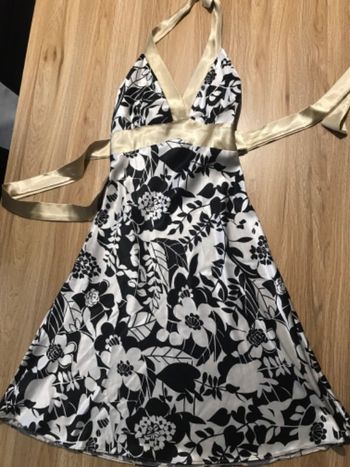 Robe satin dos nu