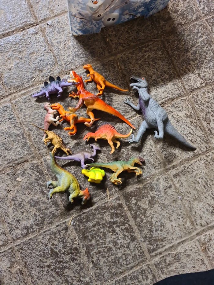 Lot dinosaure