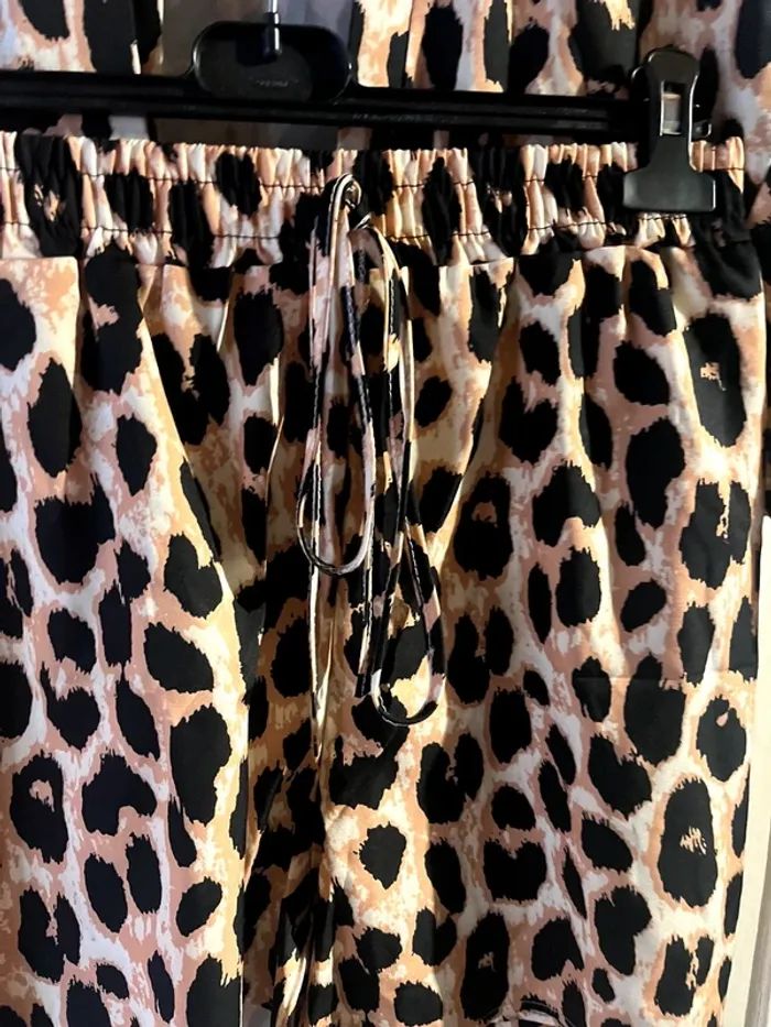 Ensemble veste short leopard taille XL - photo numéro 5
