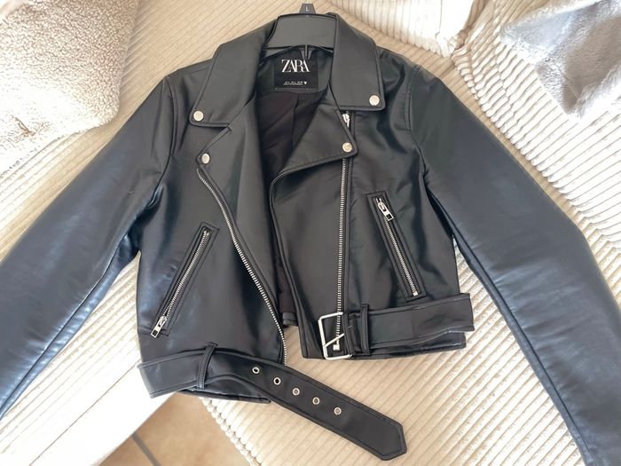 Veste en cuir Zara femme – Taille L – Neuve sans étiquette - photo numéro 3