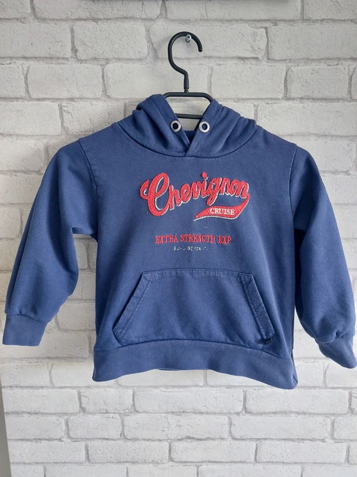 Sweat Chevignon taille 6 ans