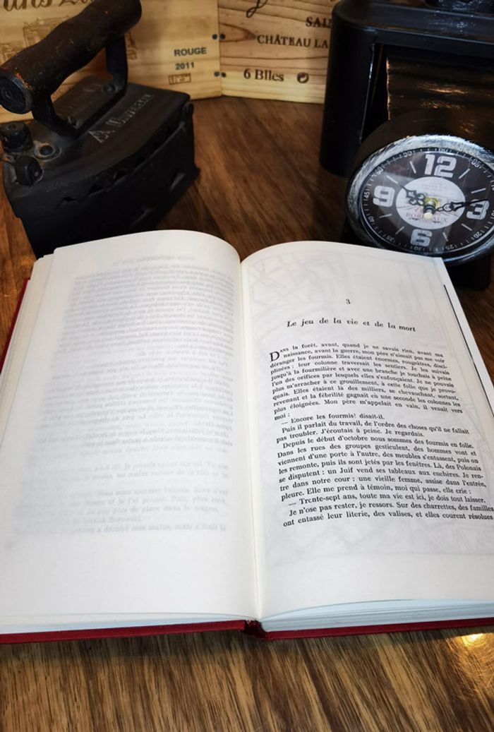 D2893 - livre "Aux nom de tous les miens" - photo numéro 4