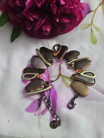 Bracelet vintage avec ses pierres en acier inoxydable