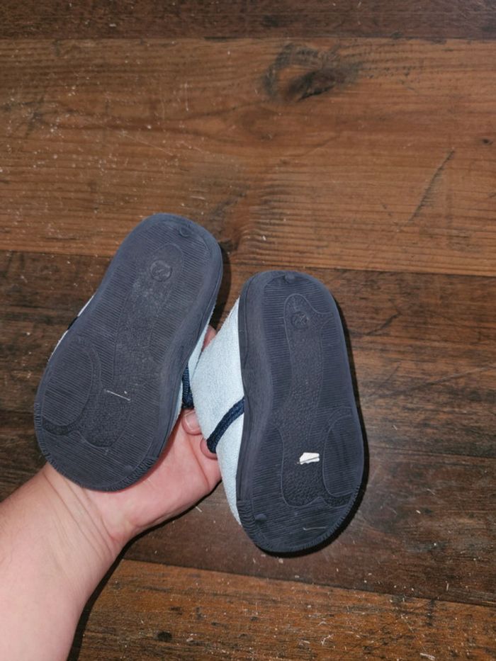 Chaussons bébé garçon pointure 22 - photo numéro 2