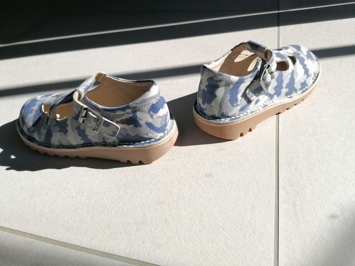 Très jolies 💜 sandales 'Kickers' - photo numéro 6
