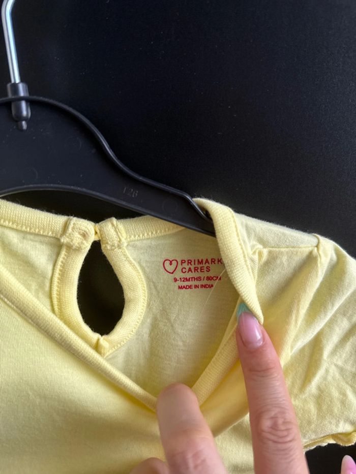 2 robes primark petit fruit et jaune 9 12 mois - photo numéro 4