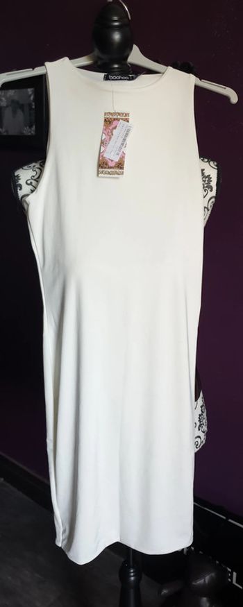 Robe été blanc cassé Boohoo