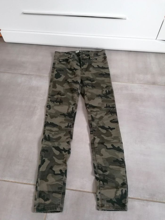 Jean kaki armée femme taille 36 stradivarius - photo numéro 3