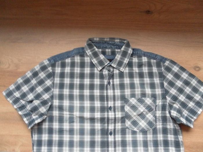 chemise manches courtes