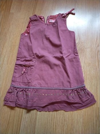 Jolie robe violette 23 mois