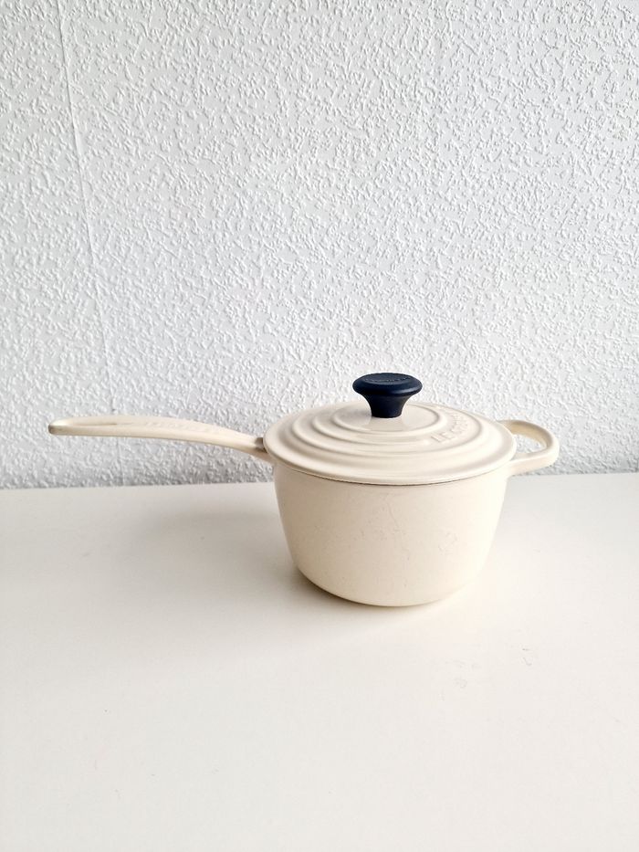 Le Creuset - Casserole en fonte émaillée - Crème - 1,5 litres - photo numéro 3