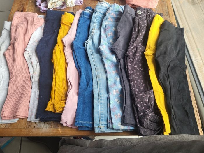 Lot vêtements 24 mois - photo numéro 2