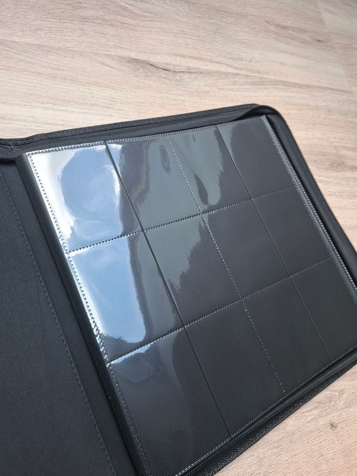 Classeur xxl noir de rangement pour 768 cartes Pokémon / lorcana de qualité premium - photo numéro 2