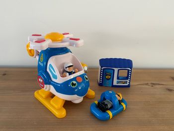 Hélicoptère police Oscar wow toys