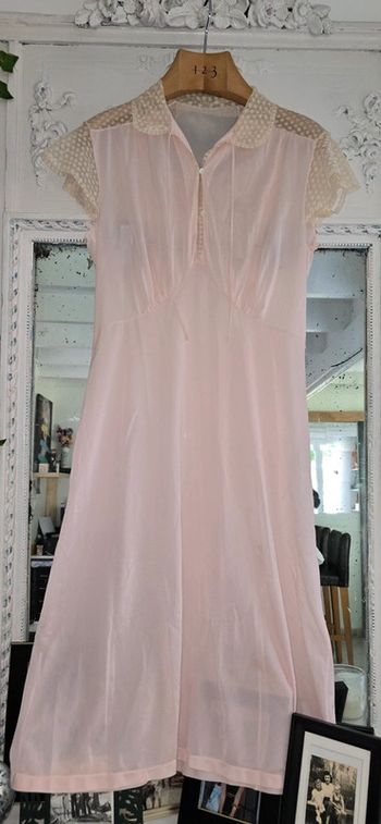 Charmante Tunique Vintage  Dentelle & Rose Poudré