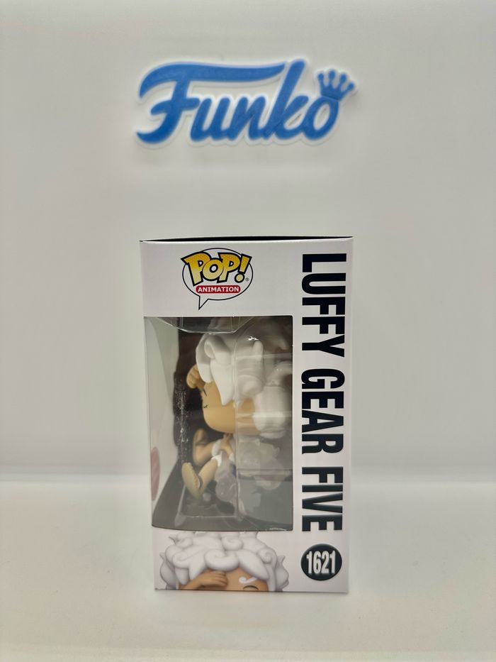 Funko Pop One Piece Luffy Gear Five 1621 GameStop 🇺🇸 - photo numéro 3