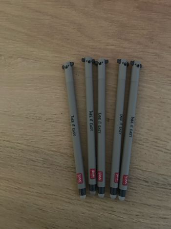 Lot de 5 stylos legami koala 