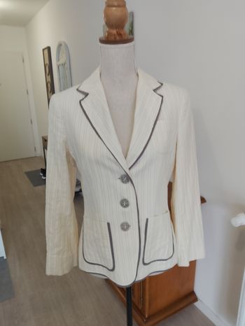 Veste blazer court beige clair femme '' Alain Manoukian''