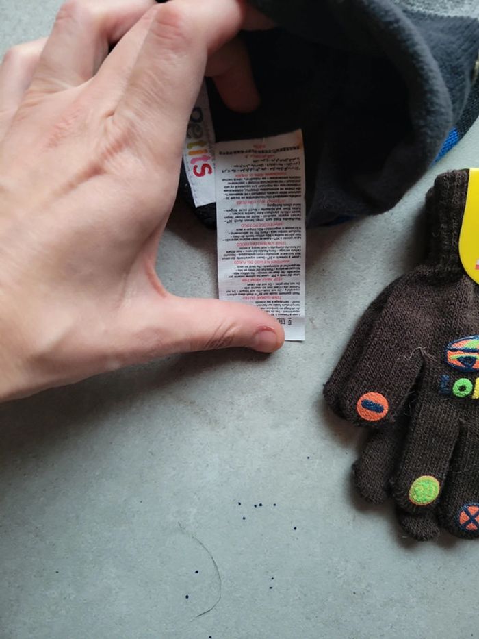 Lot bonnet et paire de gant pour bébé taille 1 et 15 cm - photo numéro 6