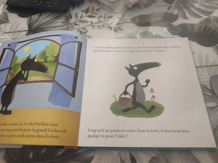 Album le loup qui découvrait le pays des contes - photo numéro 2