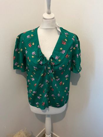 Blouse verte à motifs mango S neuve