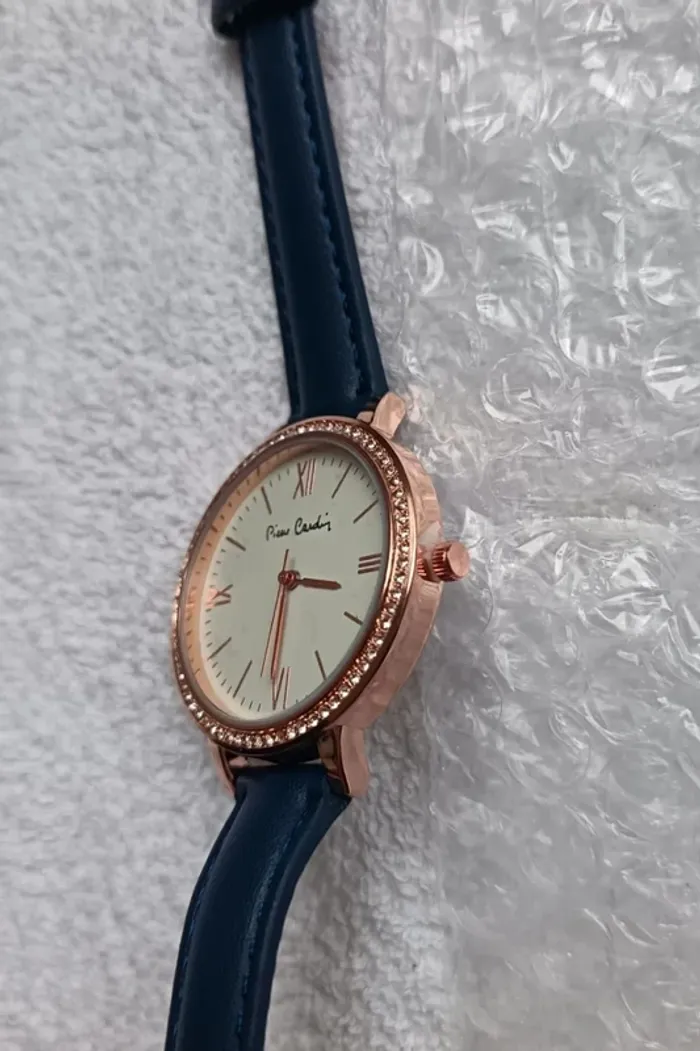 montre Pierre Cardin femme NEUF - photo numéro 9
