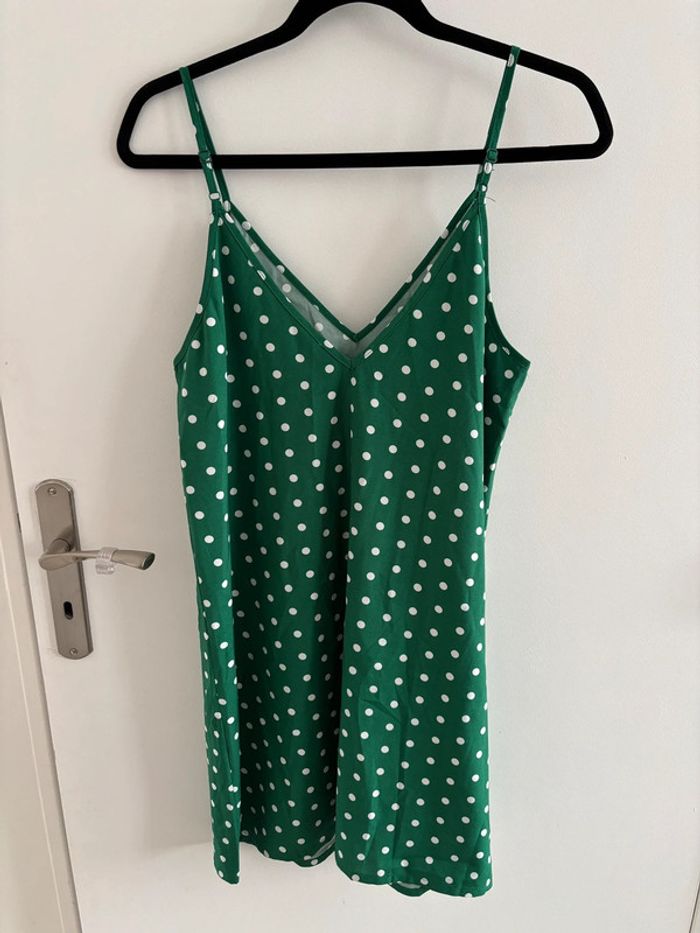 Robe verte à pois - photo numéro 2