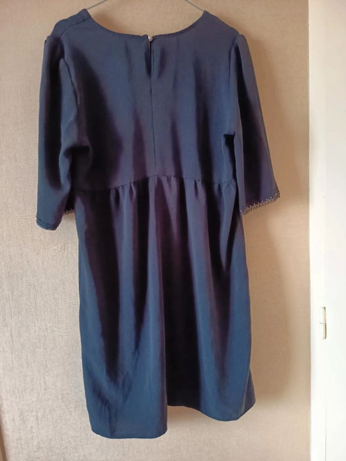 Robe mi longue . Été. Marque Liberto. (906) - photo numéro 4
