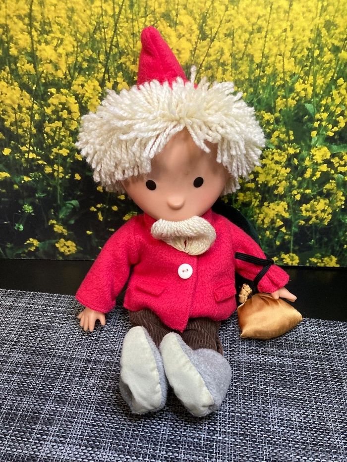 Petite poupée Götz vintage – personnage de Noël / Père Noël.