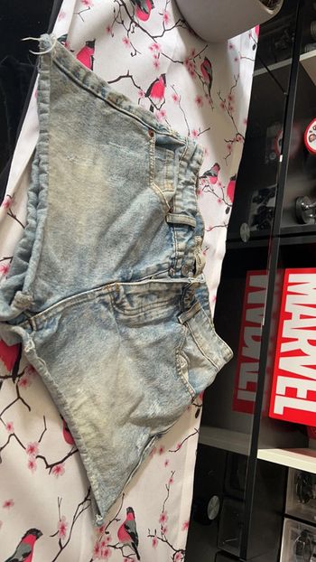 Short jean jennyfer