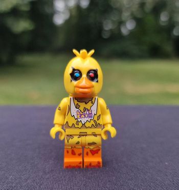 Minifigure jeu vidéo film horreur FNAF Five Nights At Freddy's   Chica horror