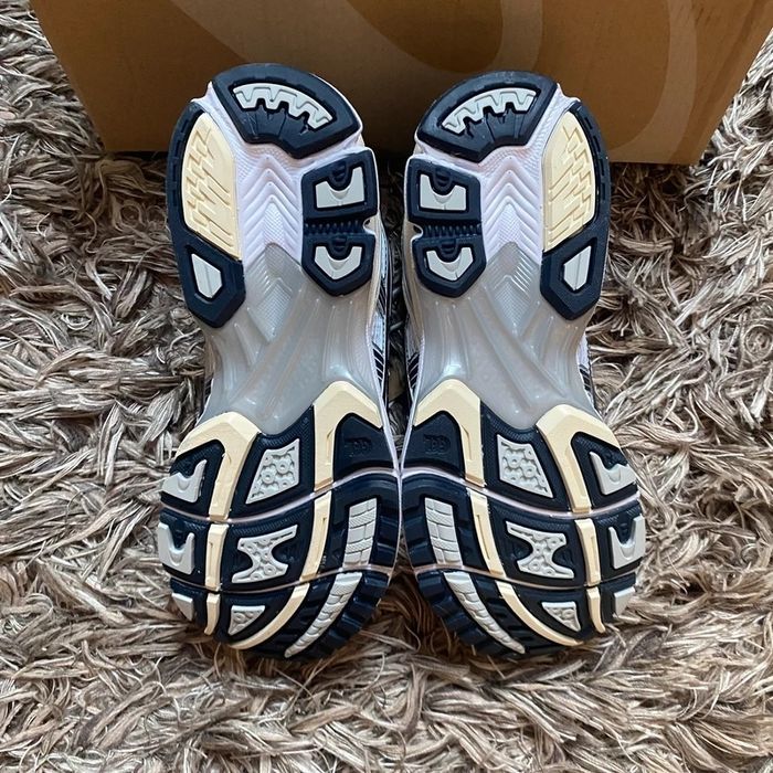 ASlCS Gel-Kayano 14 Crème Noir 39 - photo numéro 5