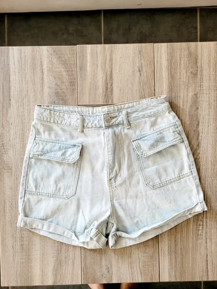 Short jeans stretch