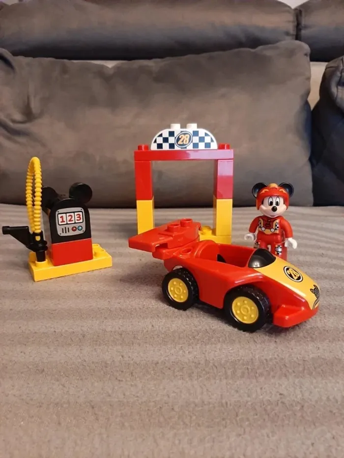 Lego duplo disney mickey 10843 la voiture de course - photo numéro 2
