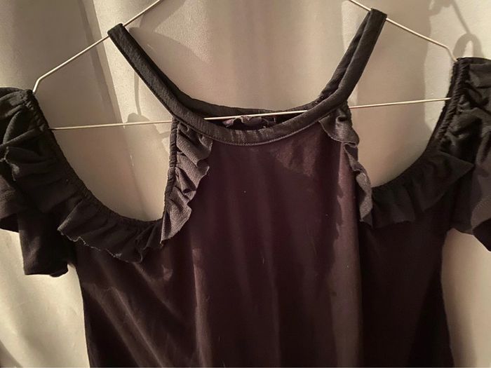 Tee-shirt épaules nues - photo numéro 2