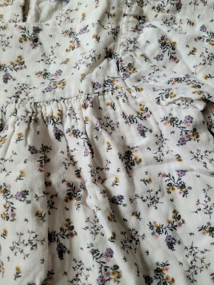Blouse fleurie taille 18 mois - photo numéro 3