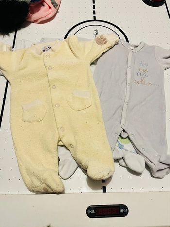 Lot de pyjamas bébé