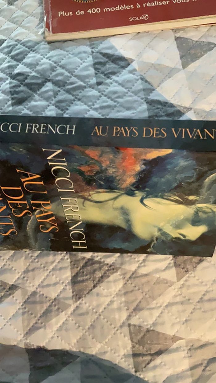 #au pays des vivants Nicci French - photo numéro 5