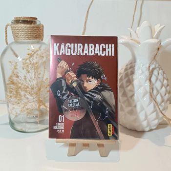Manga kagurabachi tome 1 édition limitée métallisé