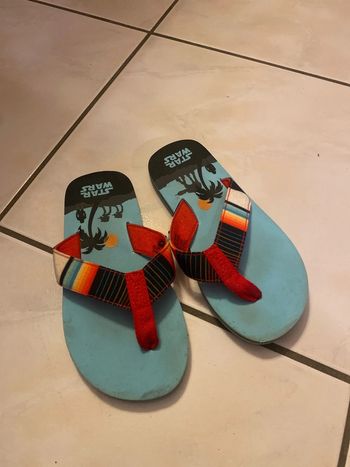 Tong star wars taille 31/32