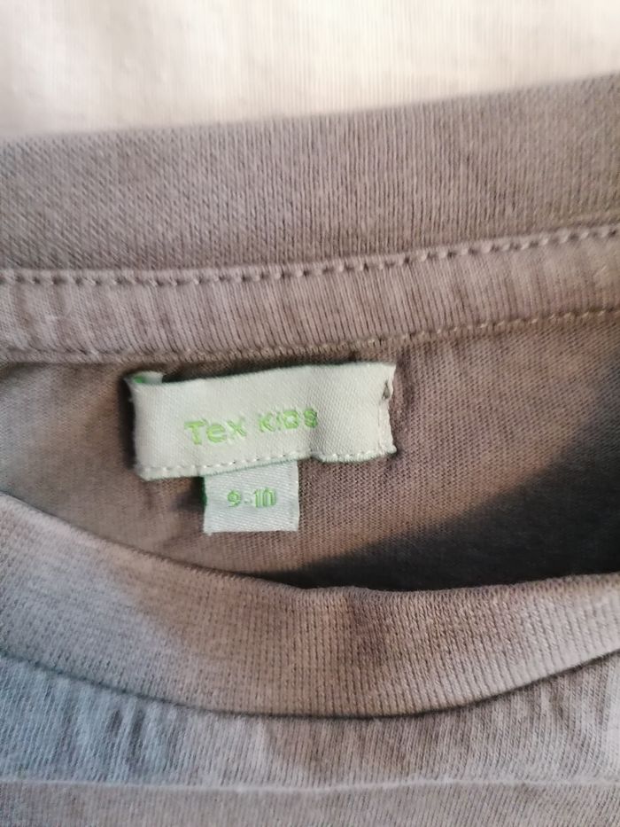 Tee-shirt 9/10 ans - photo numéro 2